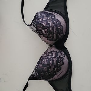 Sexy sheer black lace lightly lined bra Natori
